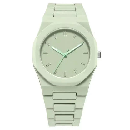 Modelo masculino moderno com movimento Seiko VJ21
