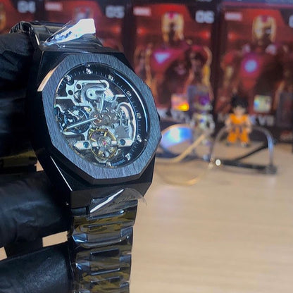 Relógio automático masculino com design esqueleto visível
